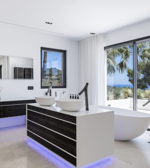 Resa Estates can nemo luxury villa Pep simo Ibiza bathroom.png